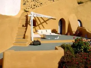 Antithesis Caldera Cliff Santorini Fíra