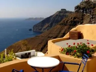 Antithesis Caldera Cliff Santorini 4*